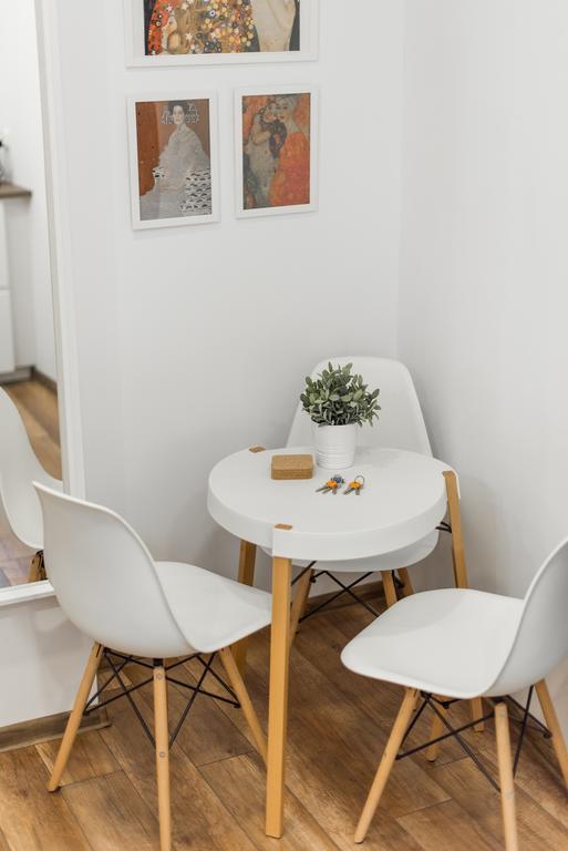 Klimt Apartment Breslavia Esterno foto